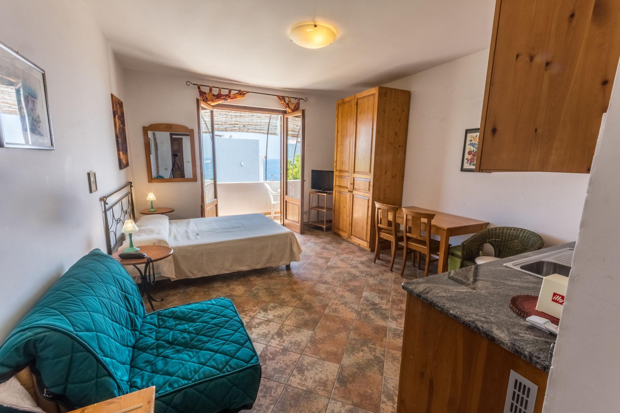 Residence Hotel Baia Portinenti Lipari  Luaran gambar