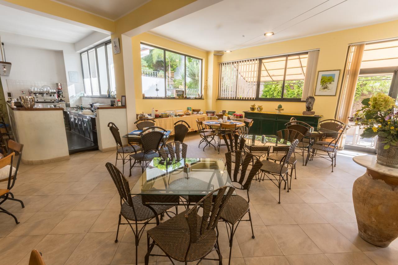 Residence Hotel Baia Portinenti Lipari  Luaran gambar