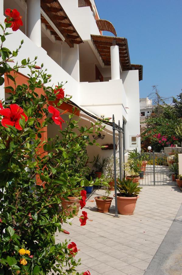 Residence Hotel Baia Portinenti Lipari  Luaran gambar