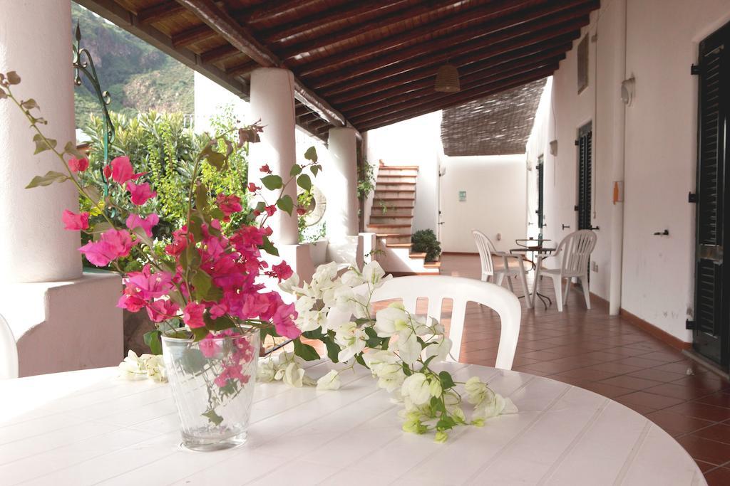 Residence Hotel Baia Portinenti Lipari  Luaran gambar